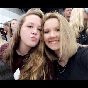 Meet your Posher, Madi